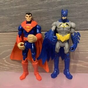 DC Comics Superman /  Batman 4" Poseable‎ Figures with Capes